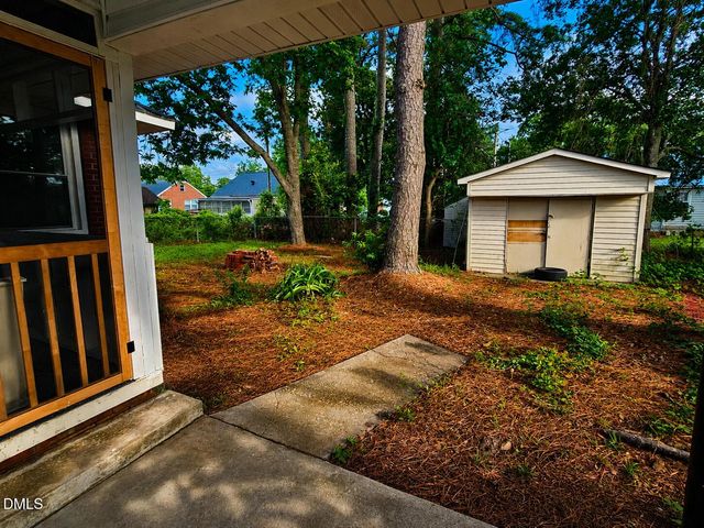 1018 E 9th Street, Lumberton, NC 28358