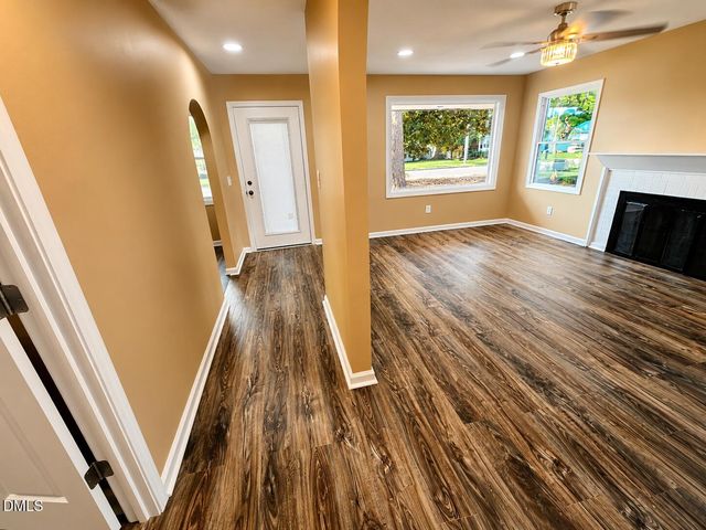 1018 E 9th Street, Lumberton, NC 28358