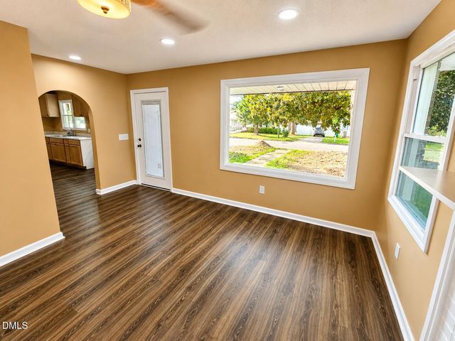 1018 E 9th Street, Lumberton, NC 28358