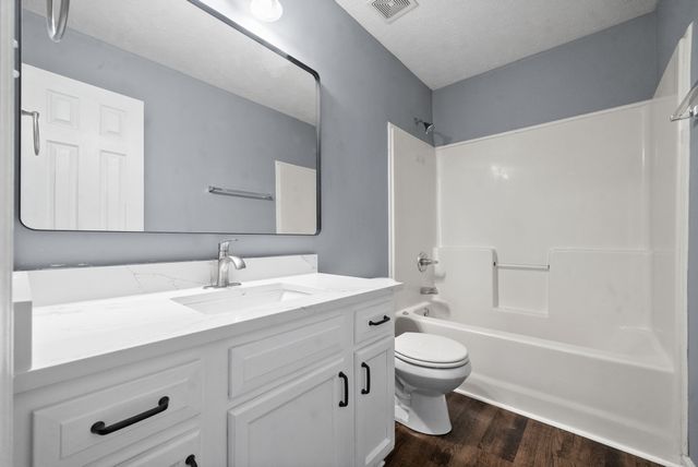 249 Executive Ave Unit D, Clarksville, TN 37042