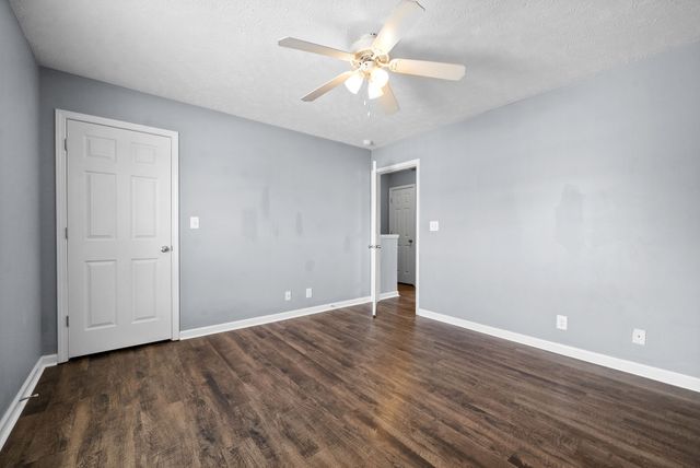 249 Executive Ave Unit D, Clarksville, TN 37042