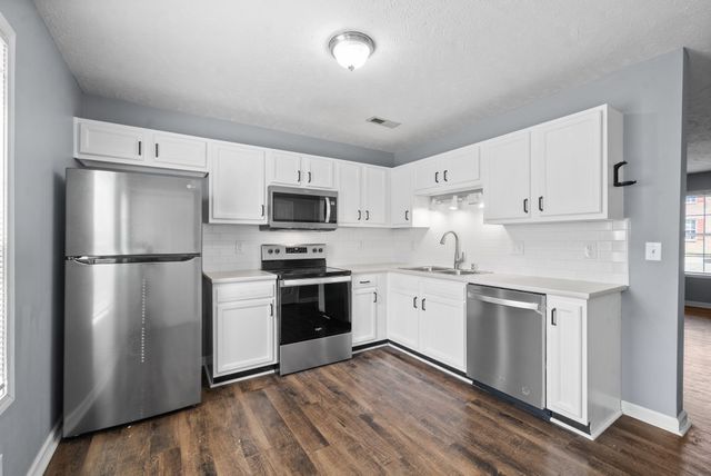 249 Executive Ave Unit D, Clarksville, TN 37042