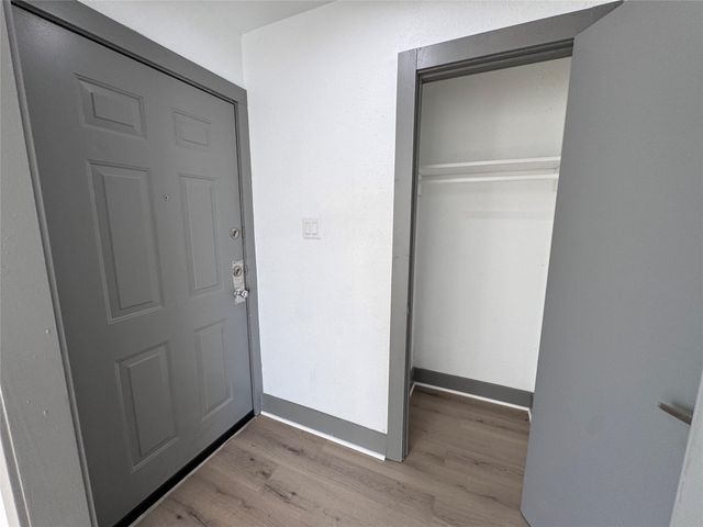 9750 Guest Street, Houston, TX 77078