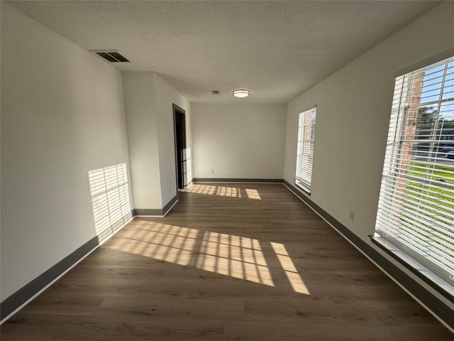 9750 Guest Street, Houston, TX 77078