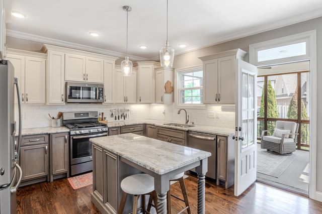 700 Keeton Ct, Old Hickory, TN 37138