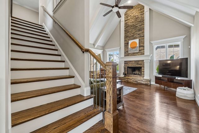 700 Keeton Ct, Old Hickory, TN 37138