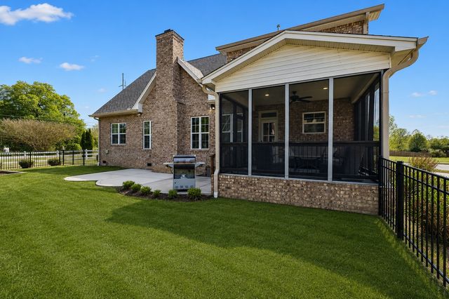 700 Keeton Ct, Old Hickory, TN 37138