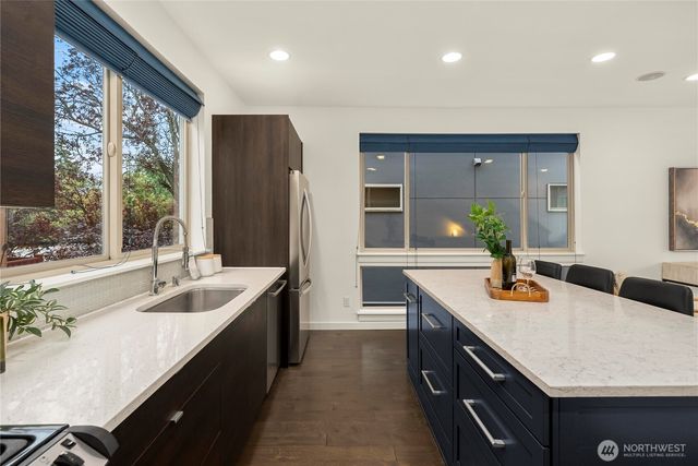 3951 SW Oregon Street, Seattle, WA 98116