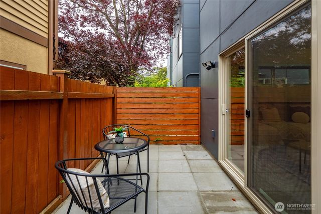 3951 SW Oregon Street, Seattle, WA 98116