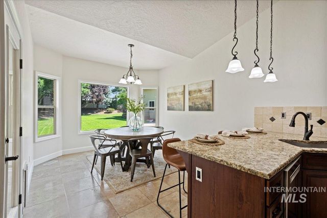 8008 E Borealis Drive, Nampa, ID 83687