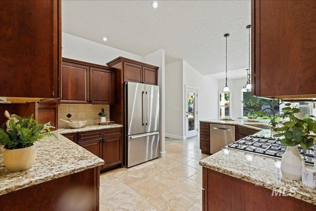 8008 E Borealis Drive, Nampa, ID 83687