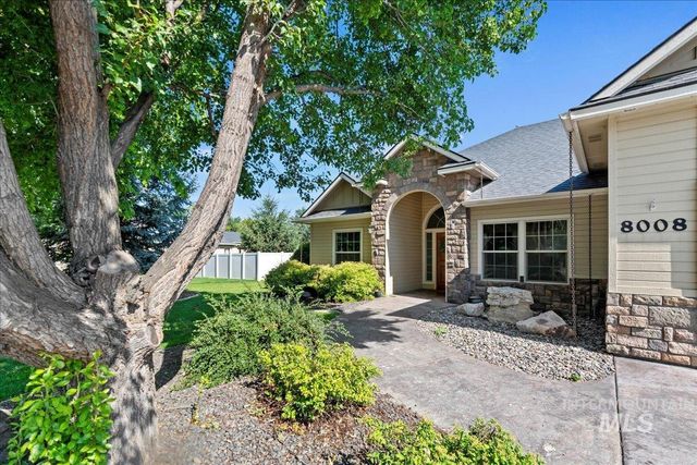8008 E Borealis Drive, Nampa, ID 83687