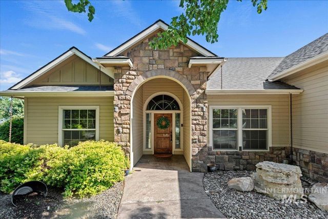 8008 E Borealis Drive, Nampa, ID 83687