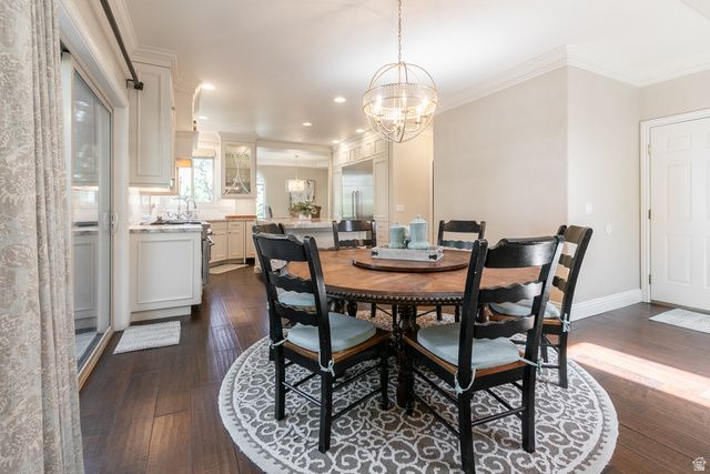 1095 E MARIWOOD CIR, North Salt Lake, UT 84054