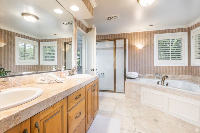 1095 E MARIWOOD CIR, North Salt Lake, UT 84054