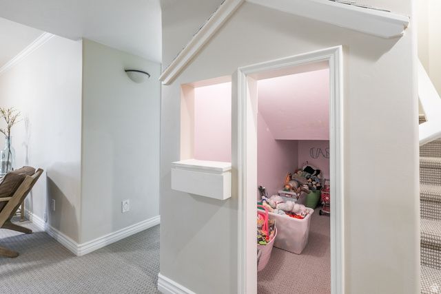 1095 E MARIWOOD CIR, North Salt Lake, UT 84054
