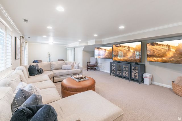 1095 E MARIWOOD CIR, North Salt Lake, UT 84054