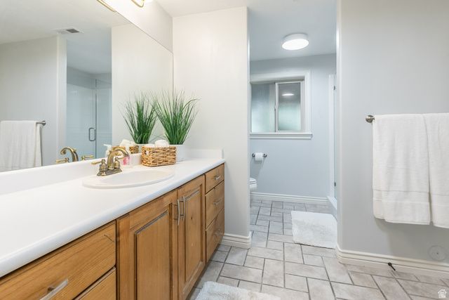 1095 E MARIWOOD CIR, North Salt Lake, UT 84054