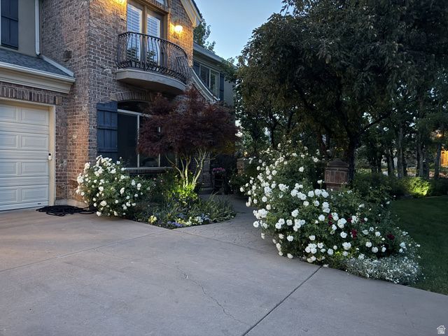1095 E MARIWOOD CIR, North Salt Lake, UT 84054