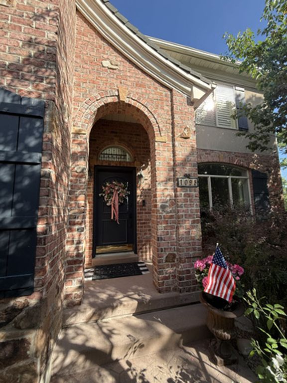 1095 E MARIWOOD CIR, North Salt Lake, UT 84054 — photo 5