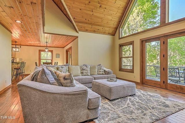 410 Eagle Ridge Road, Roan Mountain, TN 37687