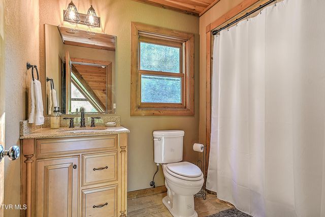 410 Eagle Ridge Road, Roan Mountain, TN 37687