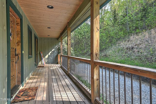 410 Eagle Ridge Road, Roan Mountain, TN 37687
