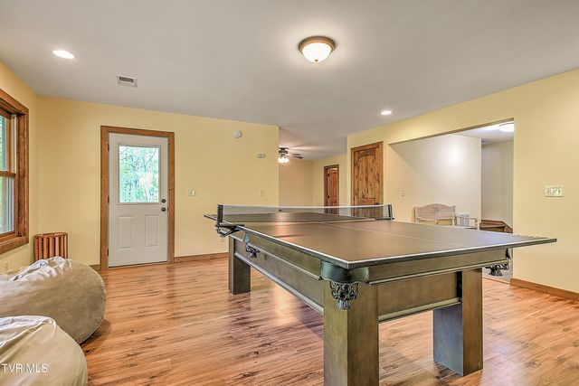 410 Eagle Ridge Road, Roan Mountain, TN 37687