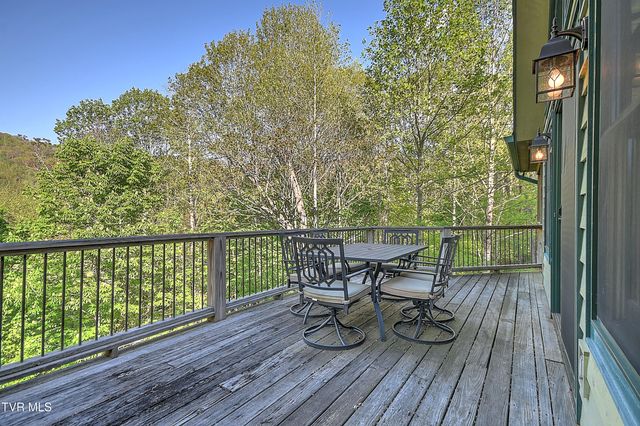 410 Eagle Ridge Road, Roan Mountain, TN 37687