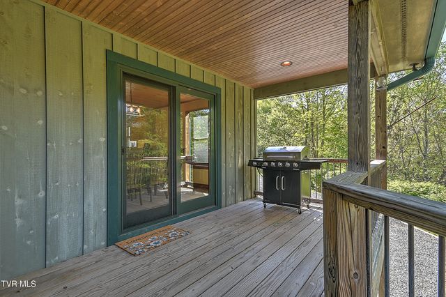 410 Eagle Ridge Road, Roan Mountain, TN 37687