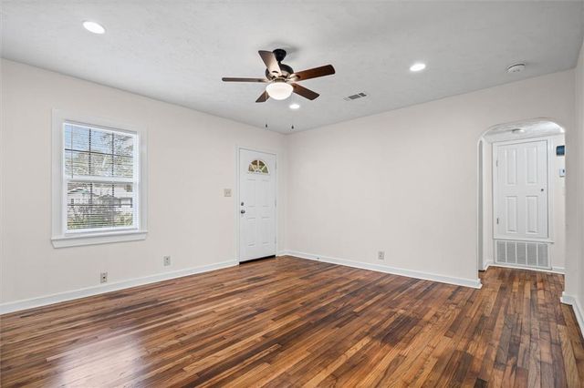 3059 Baronne Street, Mobile, AL 36606