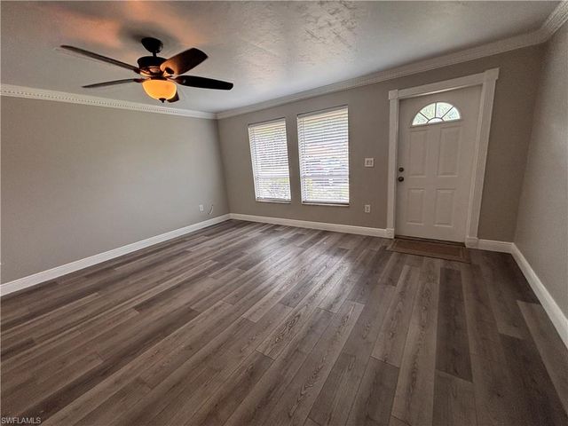 1933 FLAMINGO DR, North Fort Myers, FL 33991