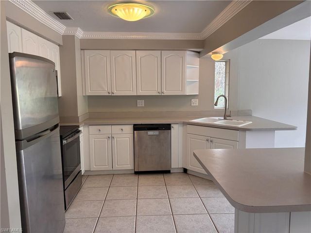 1933 FLAMINGO DR, North Fort Myers, FL 33991