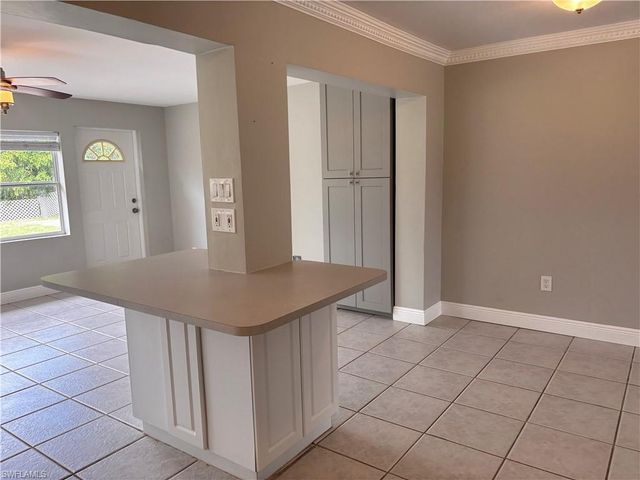 1933 FLAMINGO DR, North Fort Myers, FL 33991