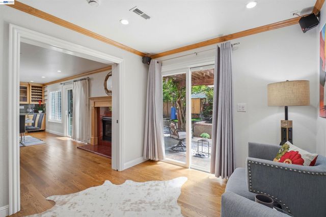 32760 Orick St, Union City, CA 94587