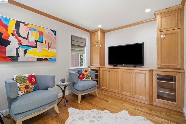 32760 Orick St, Union City, CA 94587