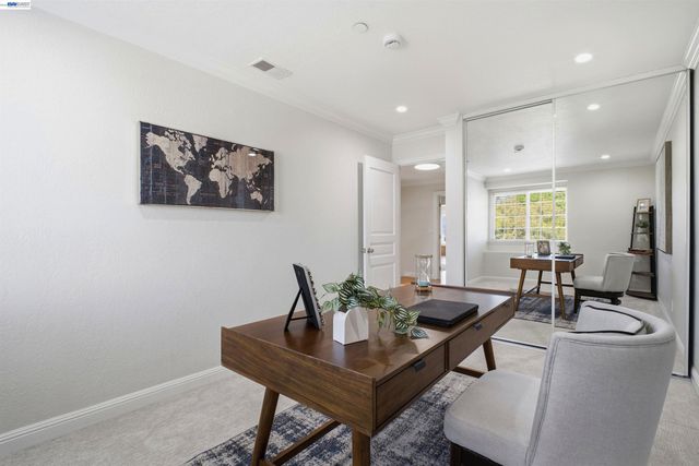32760 Orick St, Union City, CA 94587