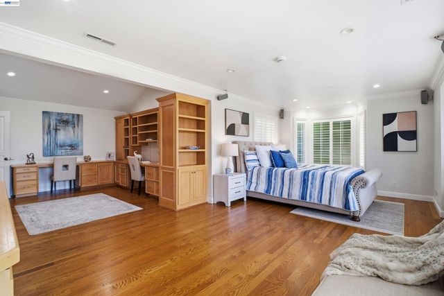 32760 Orick St, Union City, CA 94587