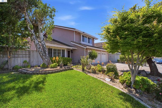 32760 Orick St, Union City, CA 94587
