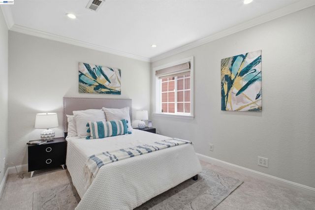 32760 Orick St, Union City, CA 94587