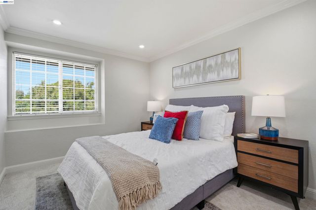 32760 Orick St, Union City, CA 94587