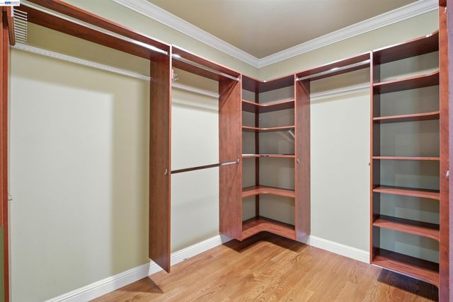32760 Orick St, Union City, CA 94587