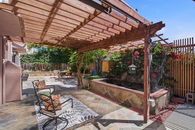 32760 Orick St, Union City, CA 94587