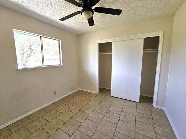 160 N 13th St, Aransas Pass, TX 78336