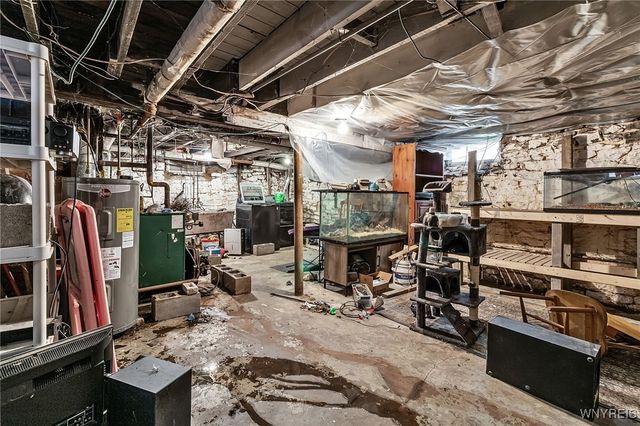 4006 Deveaux Street, Niagara Falls, NY 14305