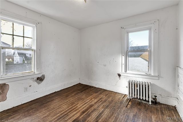 4006 Deveaux Street, Niagara Falls, NY 14305