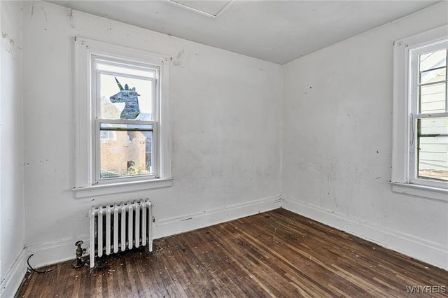 4006 Deveaux Street, Niagara Falls, NY 14305