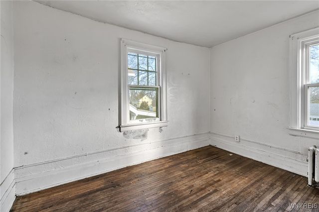 4006 Deveaux Street, Niagara Falls, NY 14305