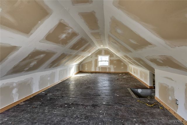 4006 Deveaux Street, Niagara Falls, NY 14305