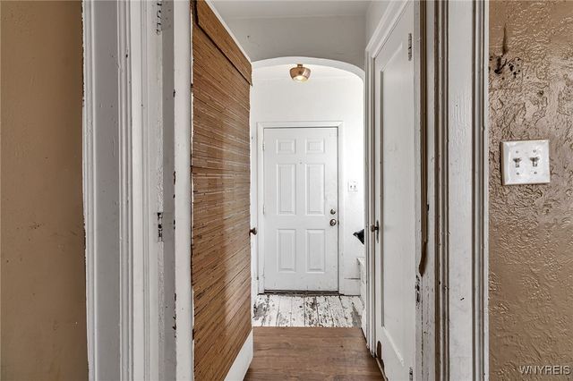 4006 Deveaux Street, Niagara Falls, NY 14305